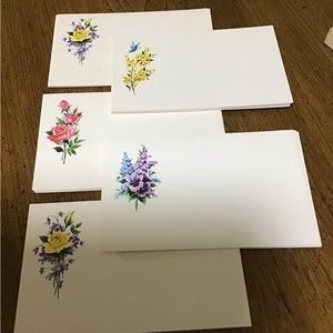 POST A NOTE 4 flower design post cards … boxed … vintage … about 30 post cards